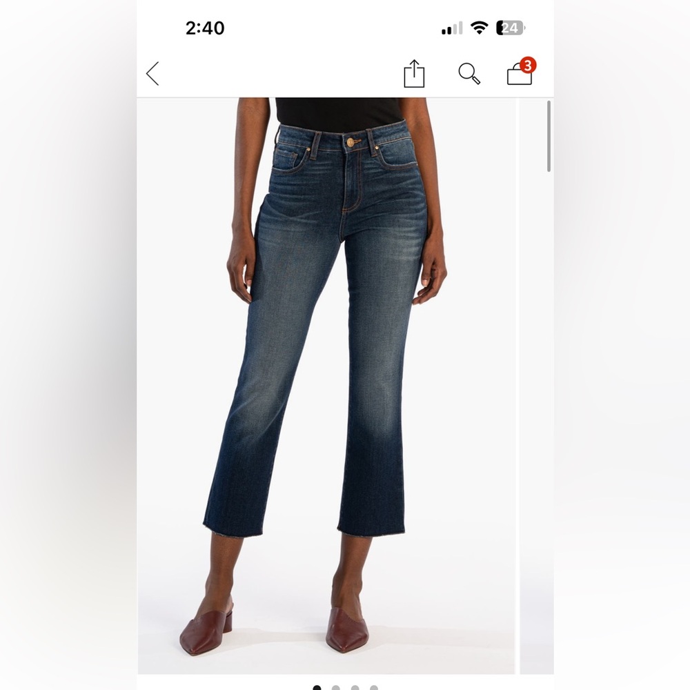 🆕KUT from the Kloth Kelsey High Waist Raw
Hem Crop Kick Flare Jeans